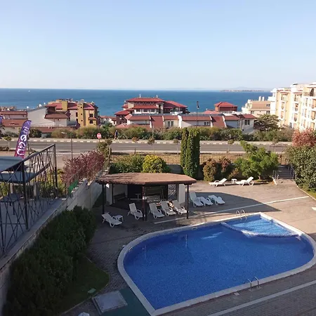 Cosy With Pool And Sea View In Ivet