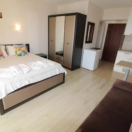 Cosy With Pool And Sea View In Ivet * 圣弗拉斯