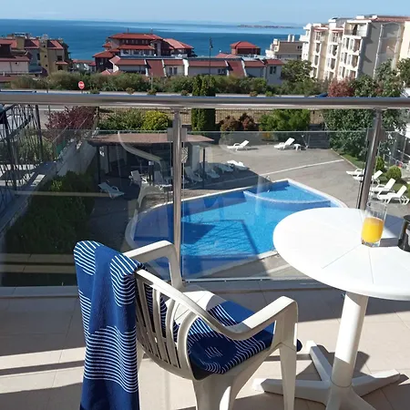 公寓 Cosy With Pool And Sea View In Ivet By Menada 圣弗拉斯
