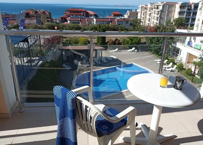 公寓 Cosy With Pool And Sea View In Ivet 圣弗拉斯